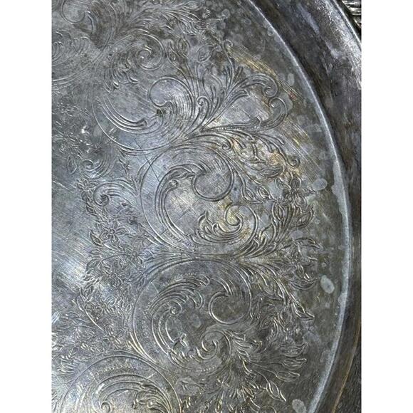 Vintage round silverplate serving tray by Fenton Silversmiths Ltd, Canada. - Picture 3 of 6